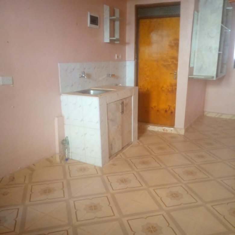 Spacious Bedsitter To Let in Kasarani Hunters