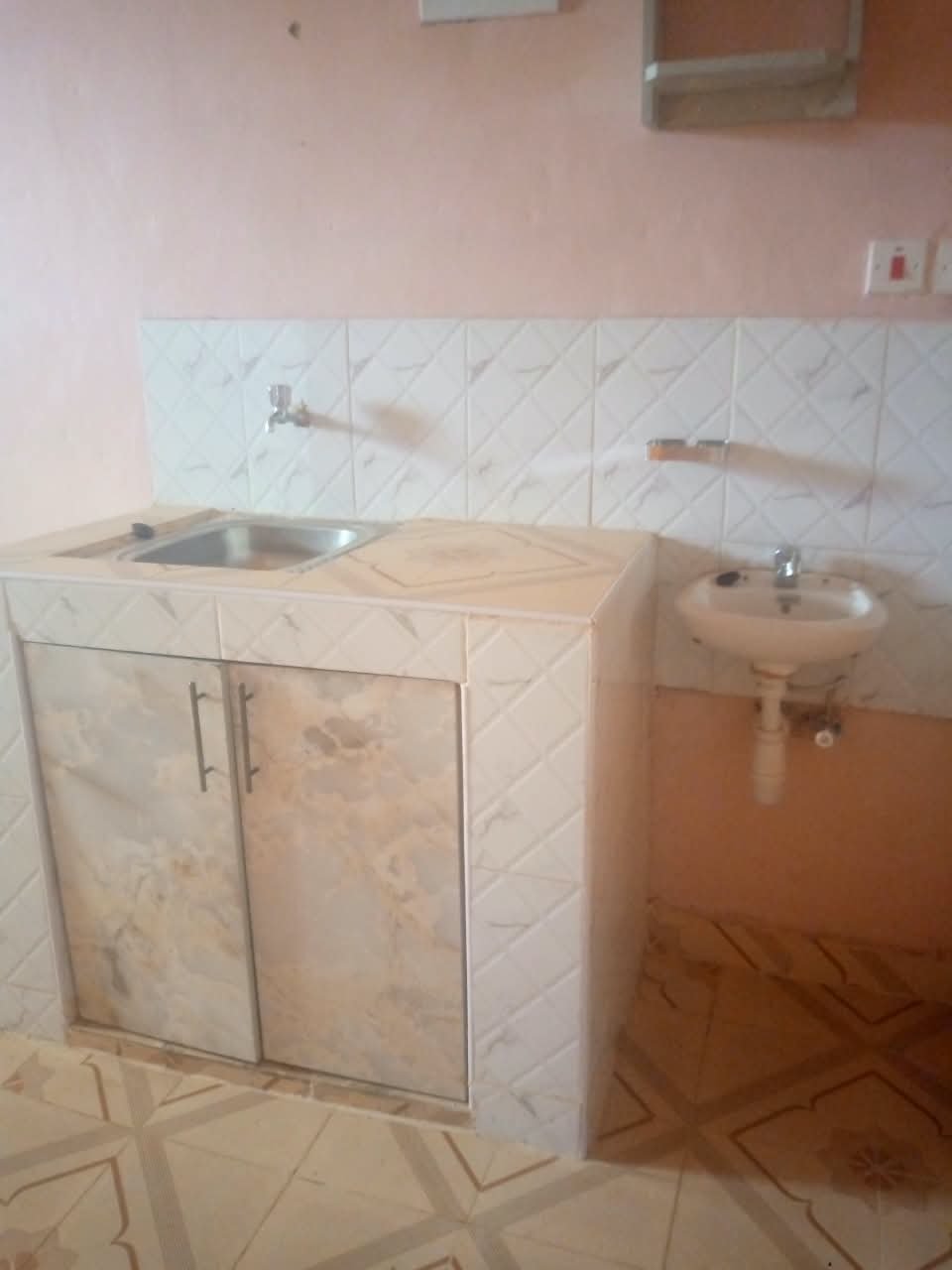 Spacious Bedsitter To Let in Kasarani Hunters